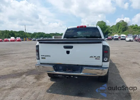 2007 Dodge Ram 1500 Slt/Trx4 Off Road/Sport z USA, uszkodzony, nr VIN 1D7HU18P87S109924